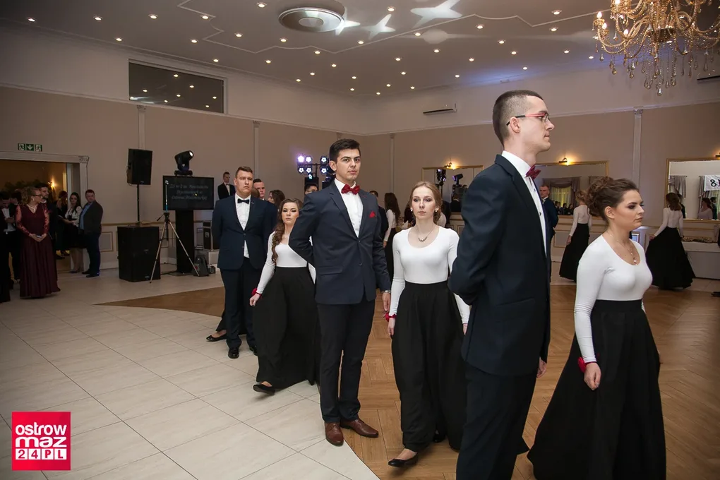 Studniówka Ekonomika 2018 (zdjęcia, wideo)