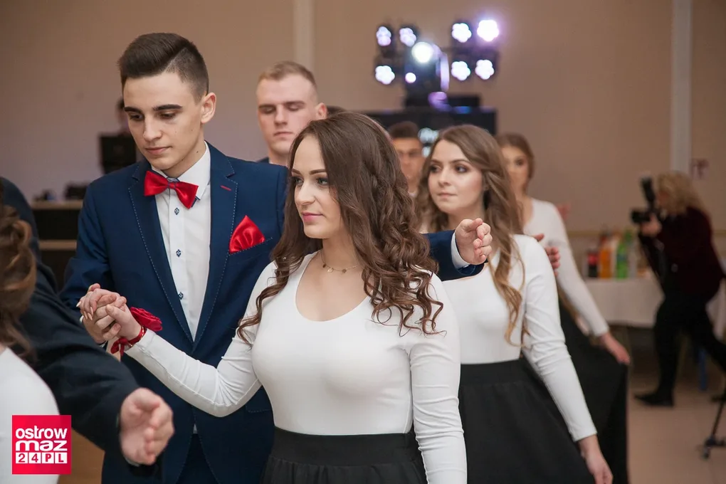 Studniówka Ekonomika 2018 (zdjęcia, wideo)