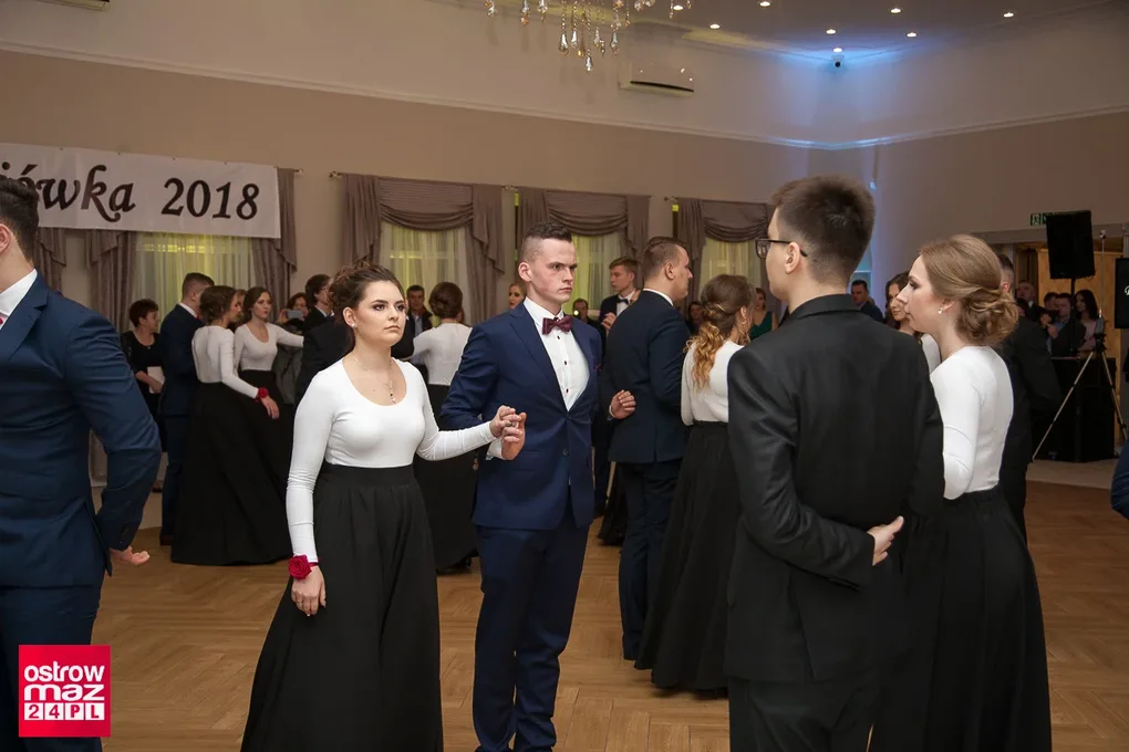 Studniówka Ekonomika 2018 (zdjęcia, wideo)