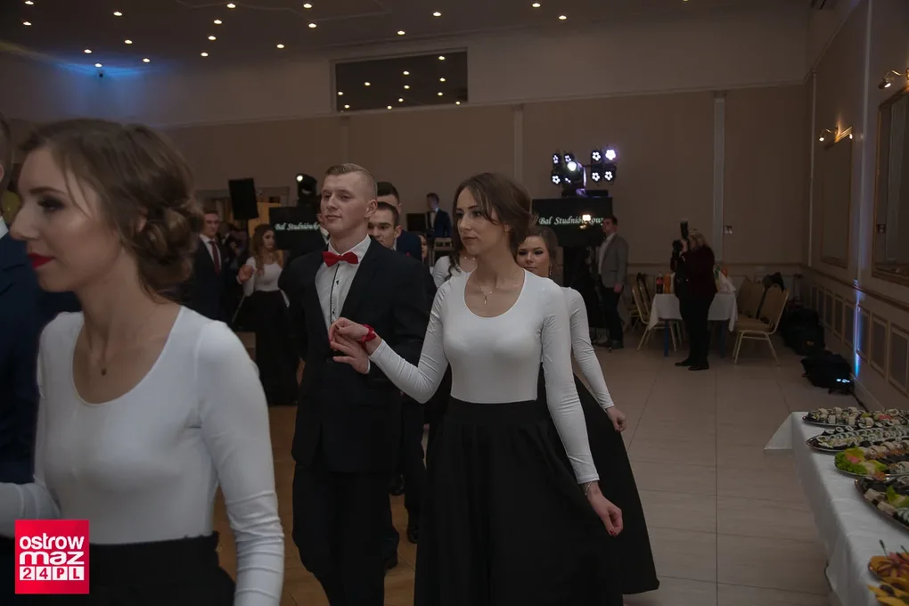 Studniówka Ekonomika 2018 (zdjęcia, wideo)