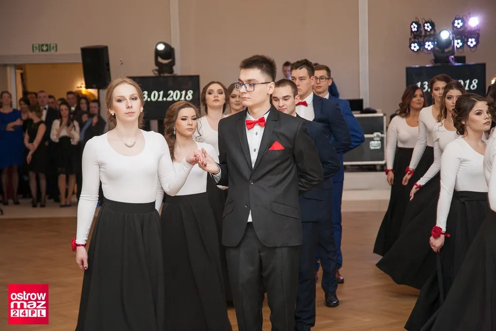 Studniówka Ekonomika 2018 (zdjęcia, wideo)