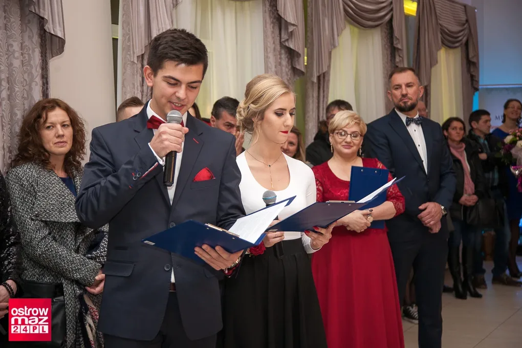 Studniówka Ekonomika 2018 (zdjęcia, wideo)