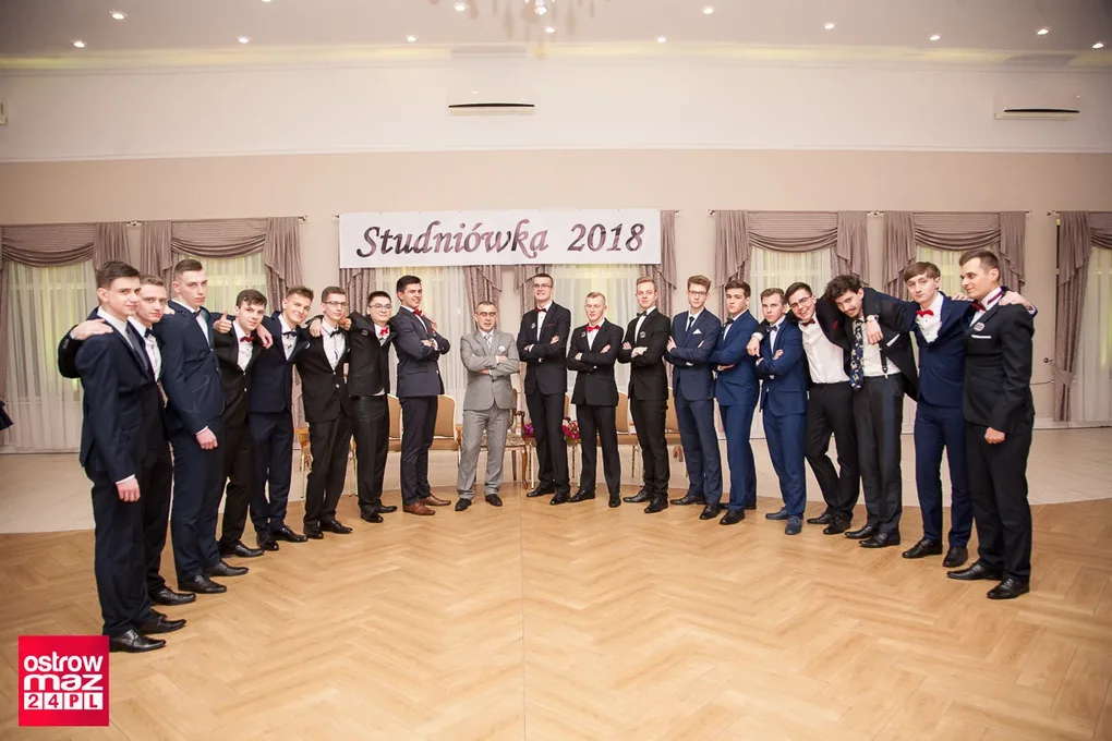 Studniówka Ekonomika 2018 (zdjęcia, wideo)