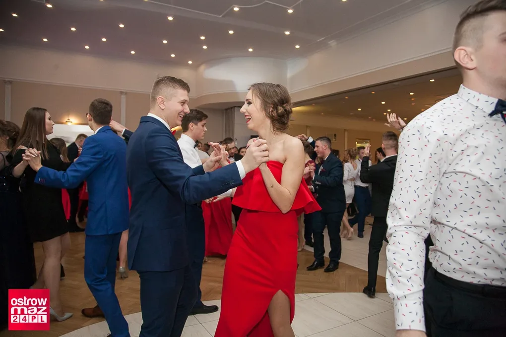 Studniówka Ekonomika 2018 (zdjęcia, wideo)