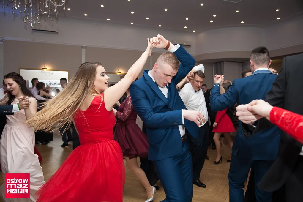 Studniówka Ekonomika 2018 (zdjęcia, wideo)
