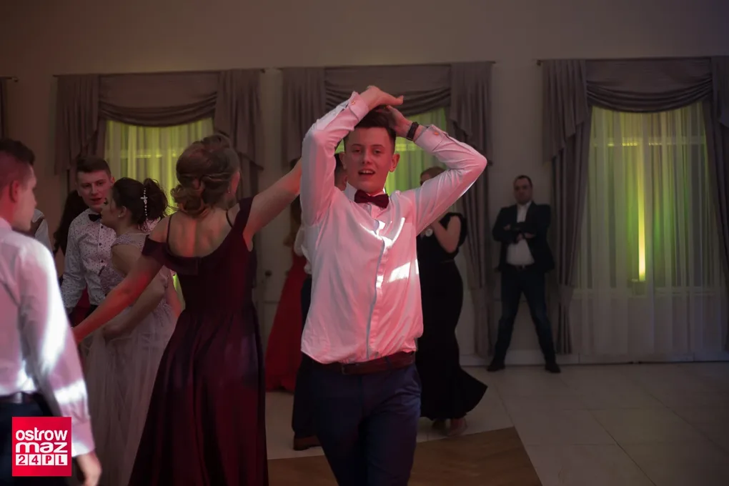 Studniówka Ekonomika 2018 (zdjęcia, wideo)