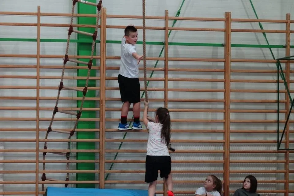Feryjny obóz sportowy uczniów "dwójki" (zdjęcia)