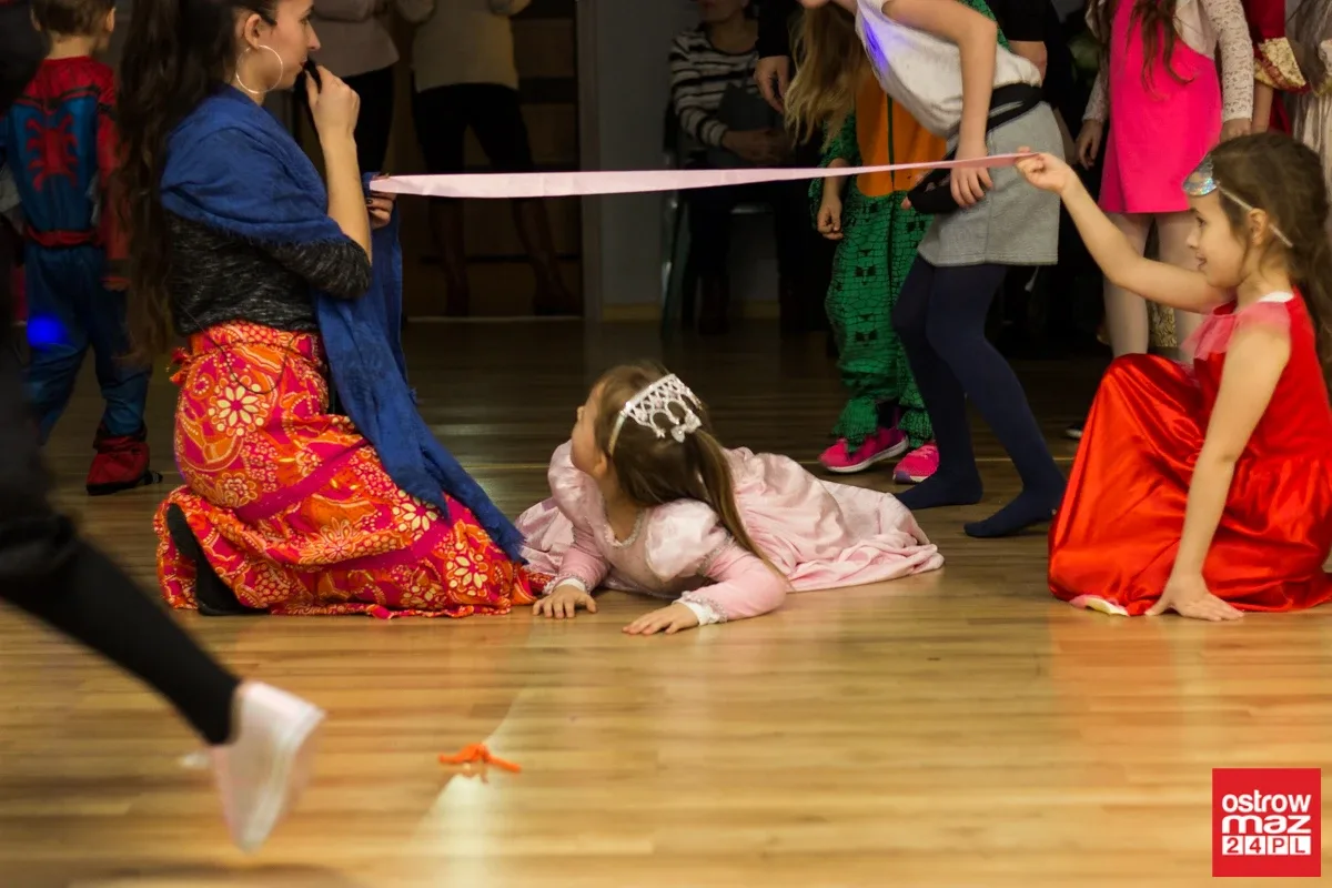 Feryjny bal karnawałowy w DC Dance Studio (zdjęcia, wideo)