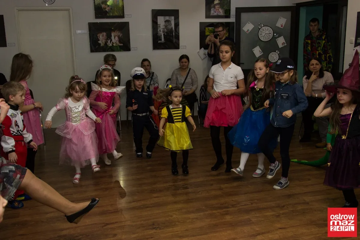 Bal karnawałowy w MDK (zdjęcia, wideo)