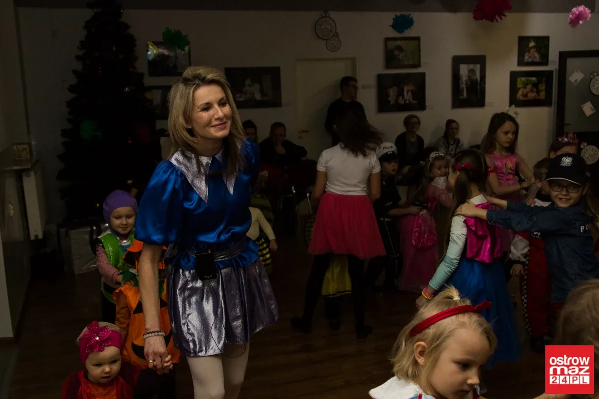 Bal karnawałowy w MDK (zdjęcia, wideo)