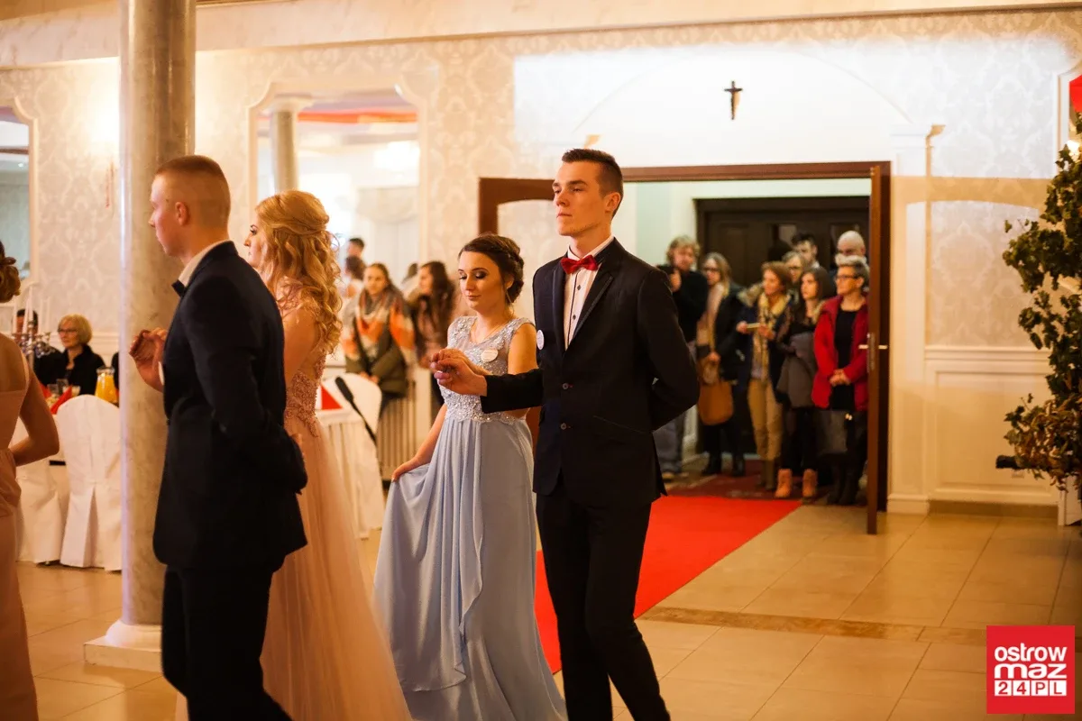 Studniówka ZS w Małkini Górnej (zdjęcia, wideo)