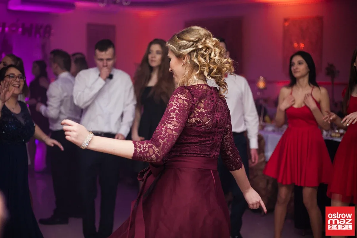 Studniówka ZS CKR w Starym Lubiejewie (zdjęcia, wideo)