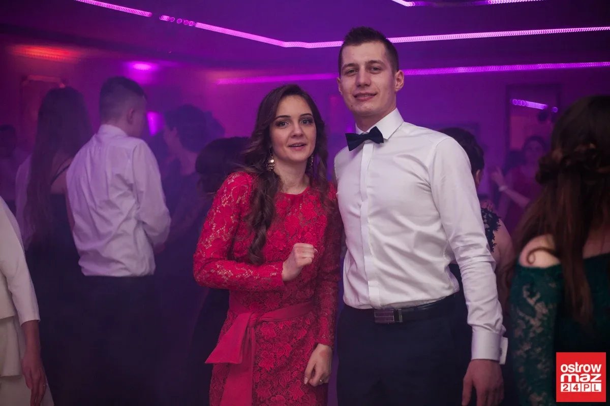 Studniówka ZS CKR w Starym Lubiejewie (zdjęcia, wideo)