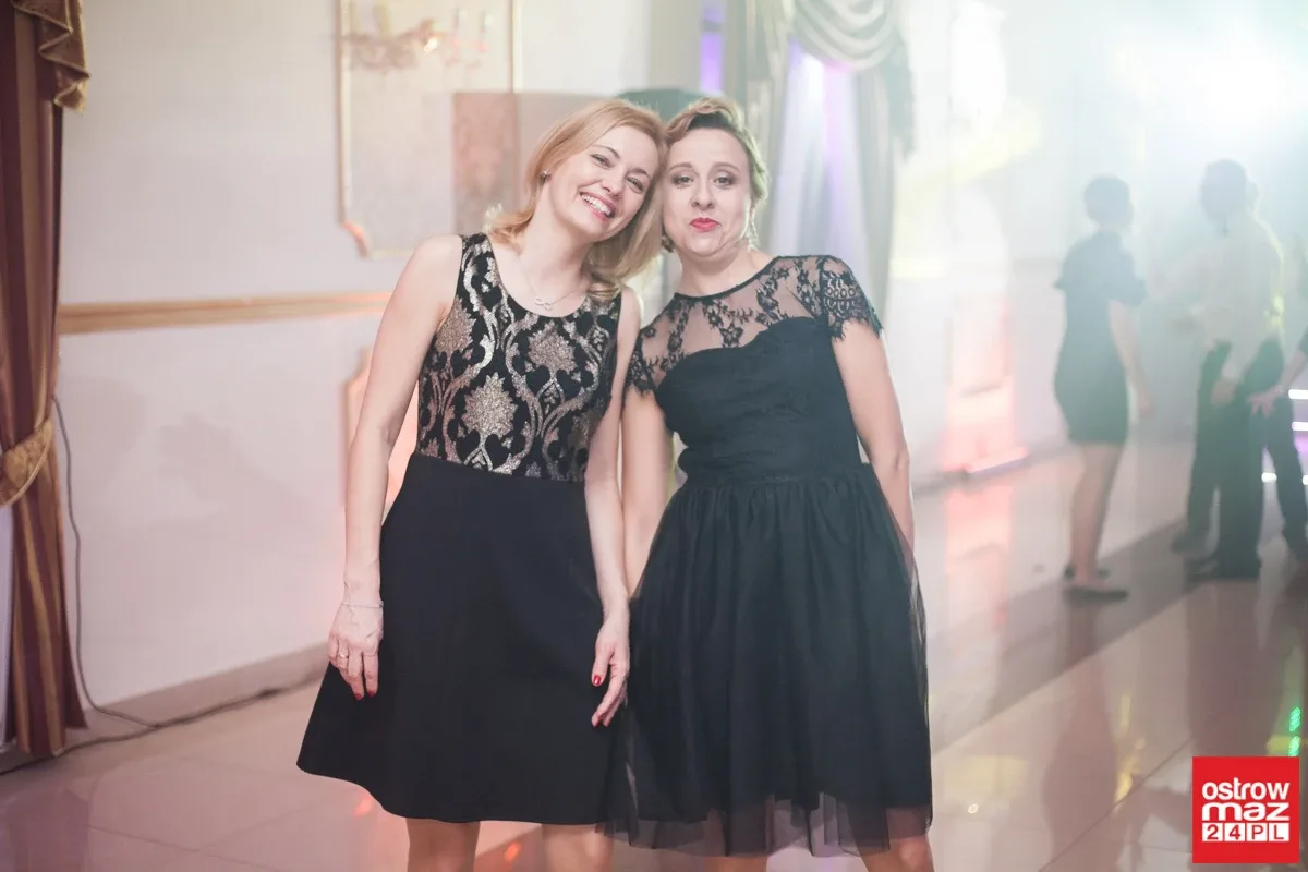 Studniówka ZS CKR w Starym Lubiejewie (zdjęcia, wideo)