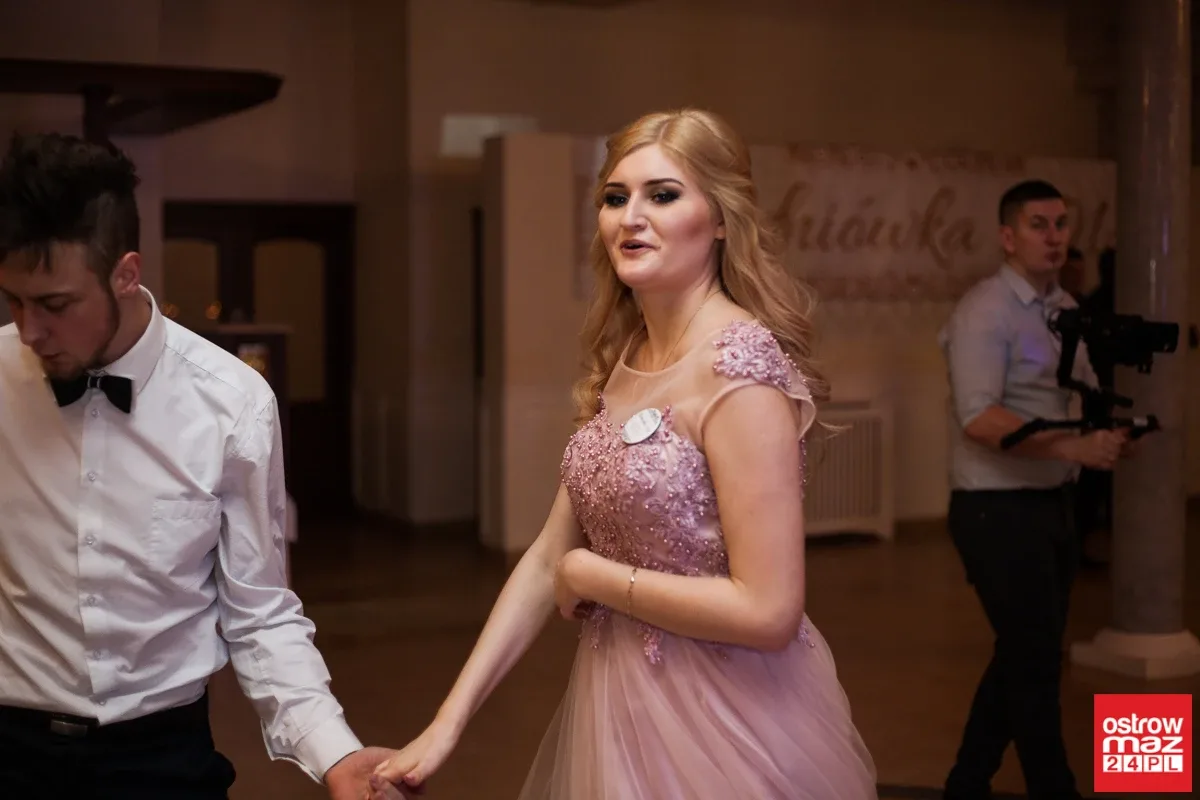 Studniówka ZS w Małkini Górnej (zdjęcia, wideo)