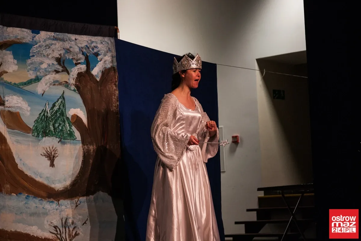 Teatrzyk "Zima u Kubusia" na deskach ostrowskiego kina (zdjęcia, wideo)