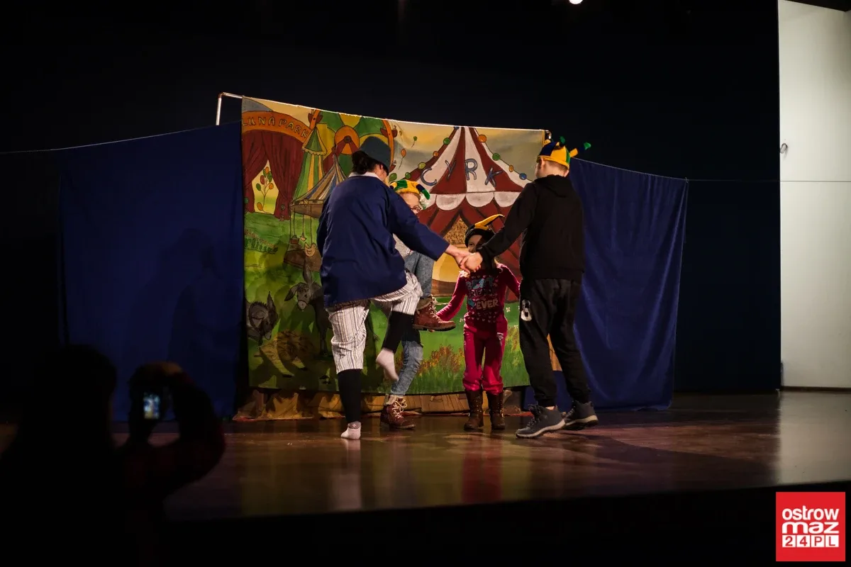 Teatrzyk Pinokio w kinie Ostrovia (zdjęcia, wideo)