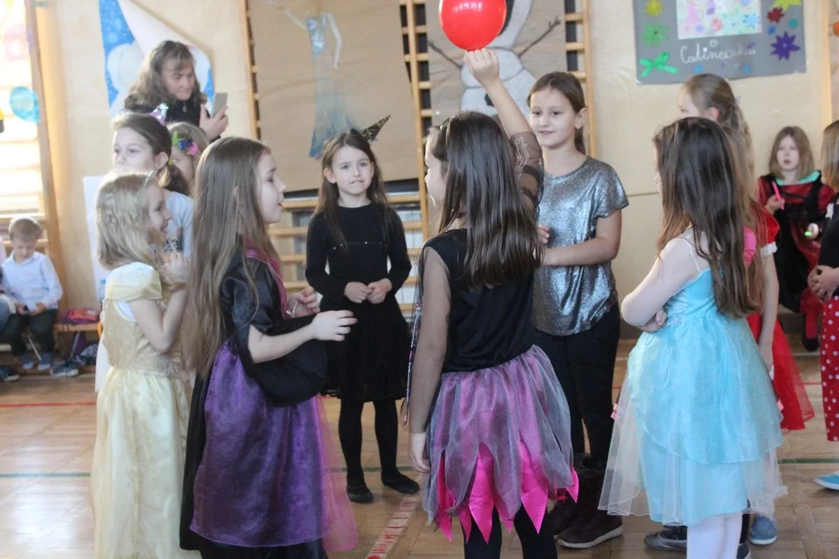 Zabawa karnawałowa w "jedynce" (zdjęcia)