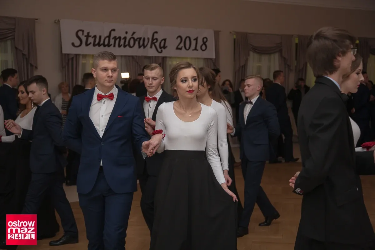Studniówka Ekonomika 2018 (zdjęcia, wideo)