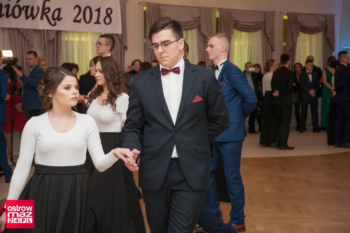 Studniówka Ekonomika 2018 (zdjęcia, wideo)