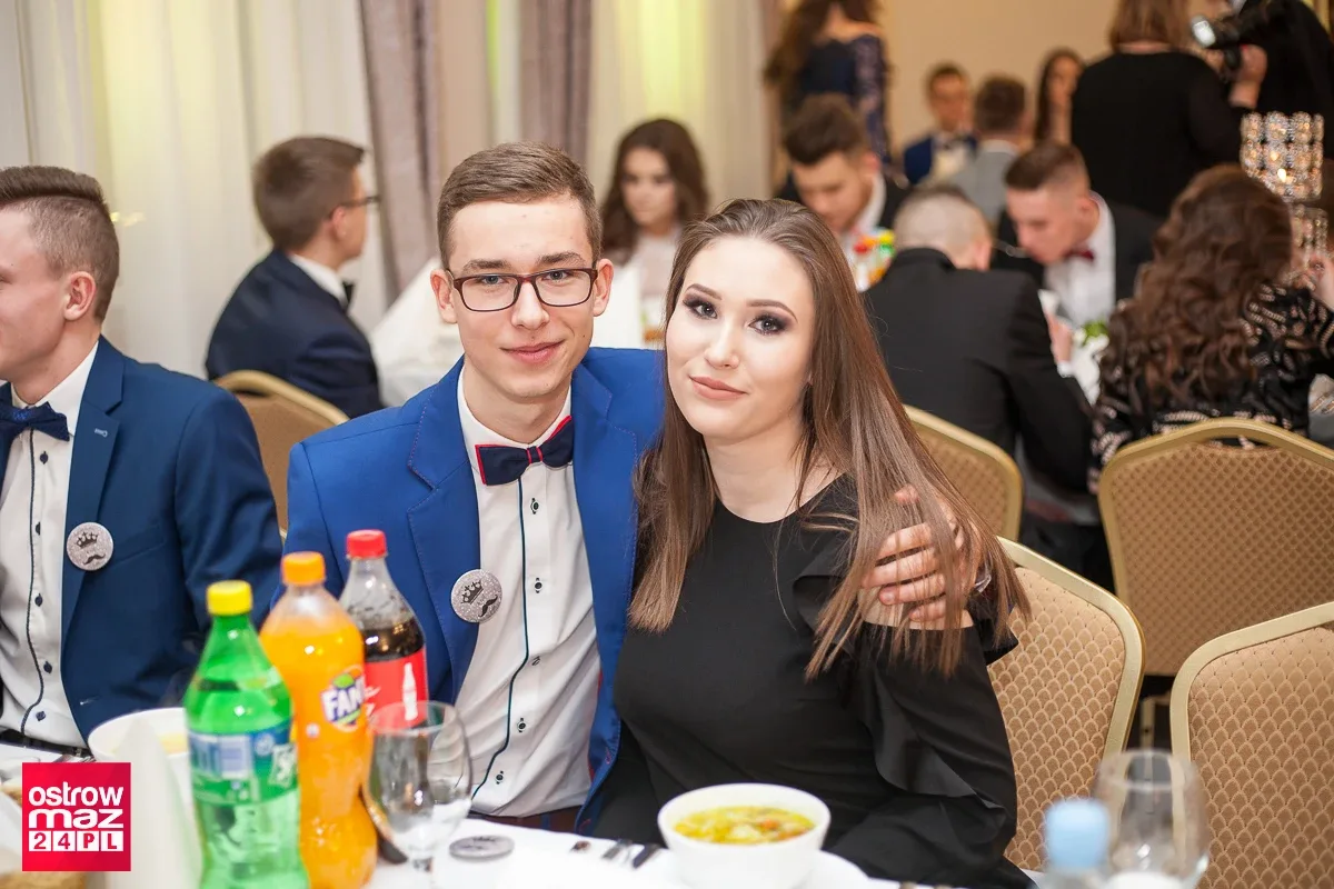 Studniówka Ekonomika 2018 (zdjęcia, wideo)