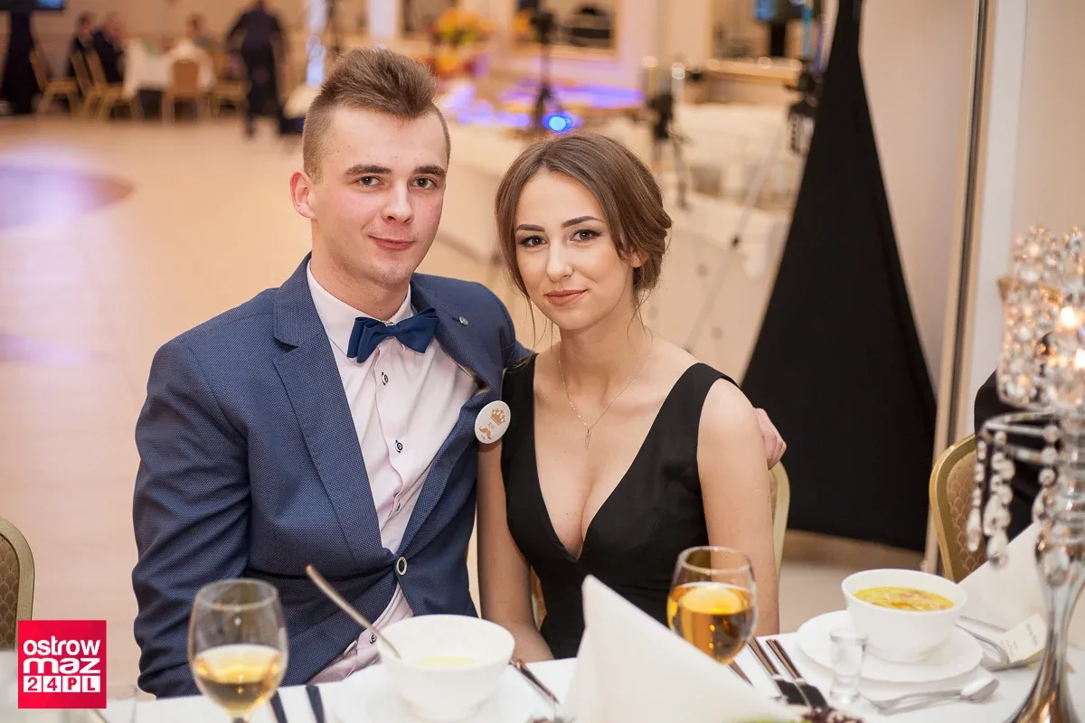 Studniówka Ekonomika 2018 (zdjęcia, wideo)