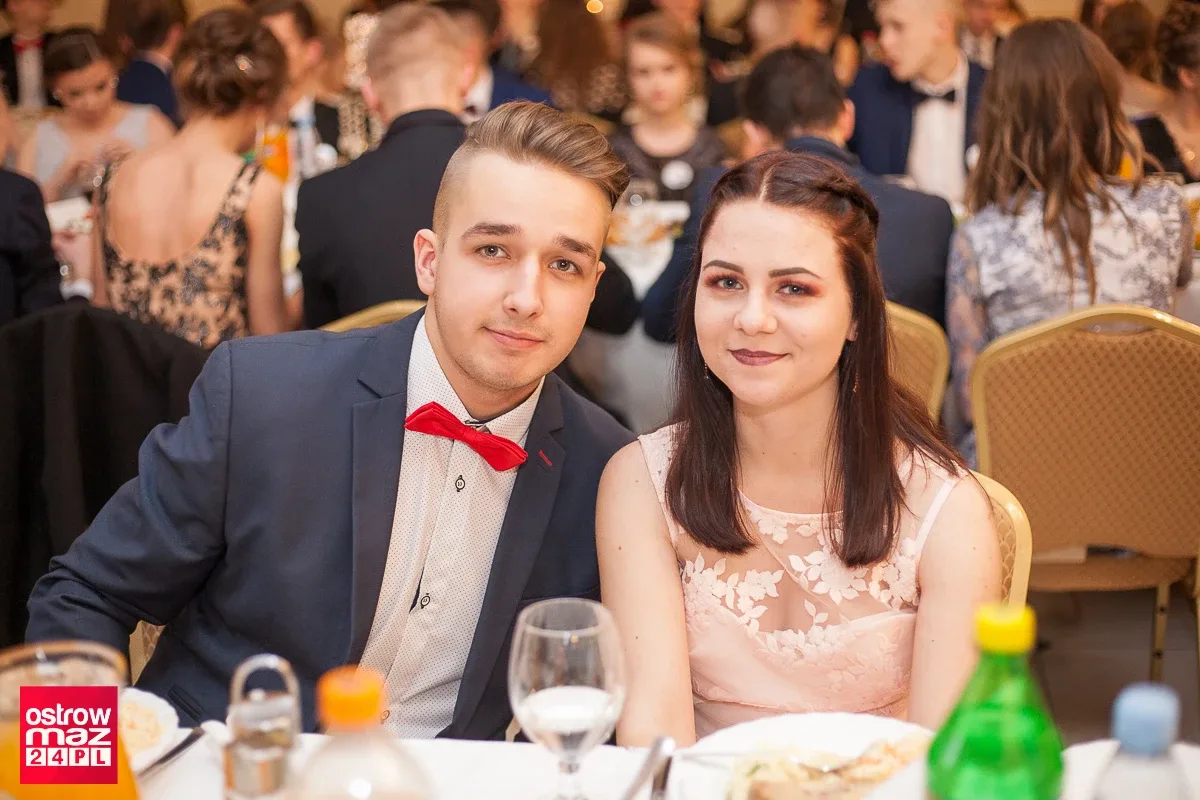 Studniówka Ekonomika 2018 (zdjęcia, wideo)