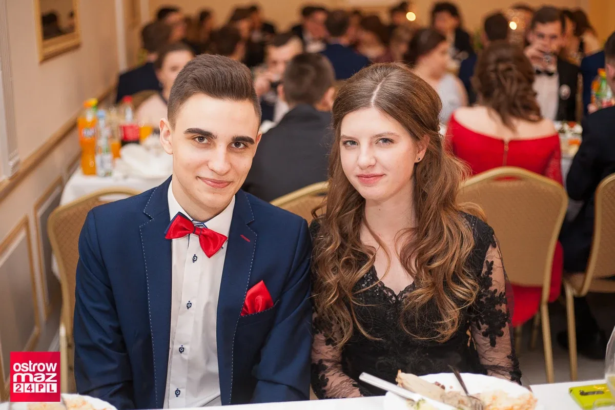 Studniówka Ekonomika 2018 (zdjęcia, wideo)