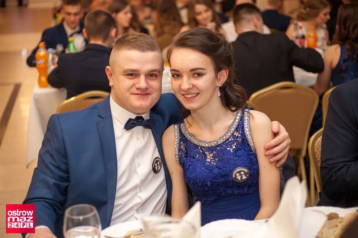 Studniówka Ekonomika 2018 (zdjęcia, wideo)