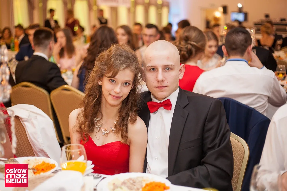 Studniówka Ekonomika 2018 (zdjęcia, wideo)