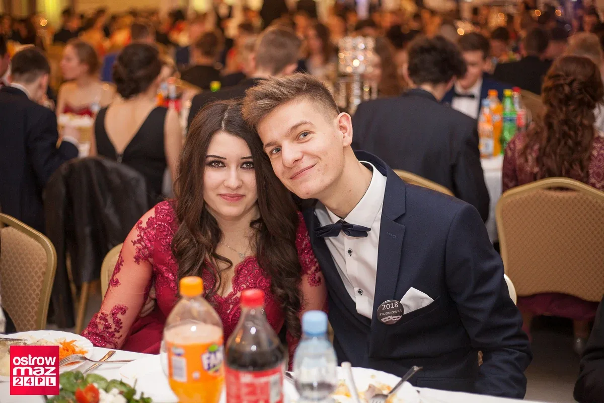 Studniówka Ekonomika 2018 (zdjęcia, wideo)