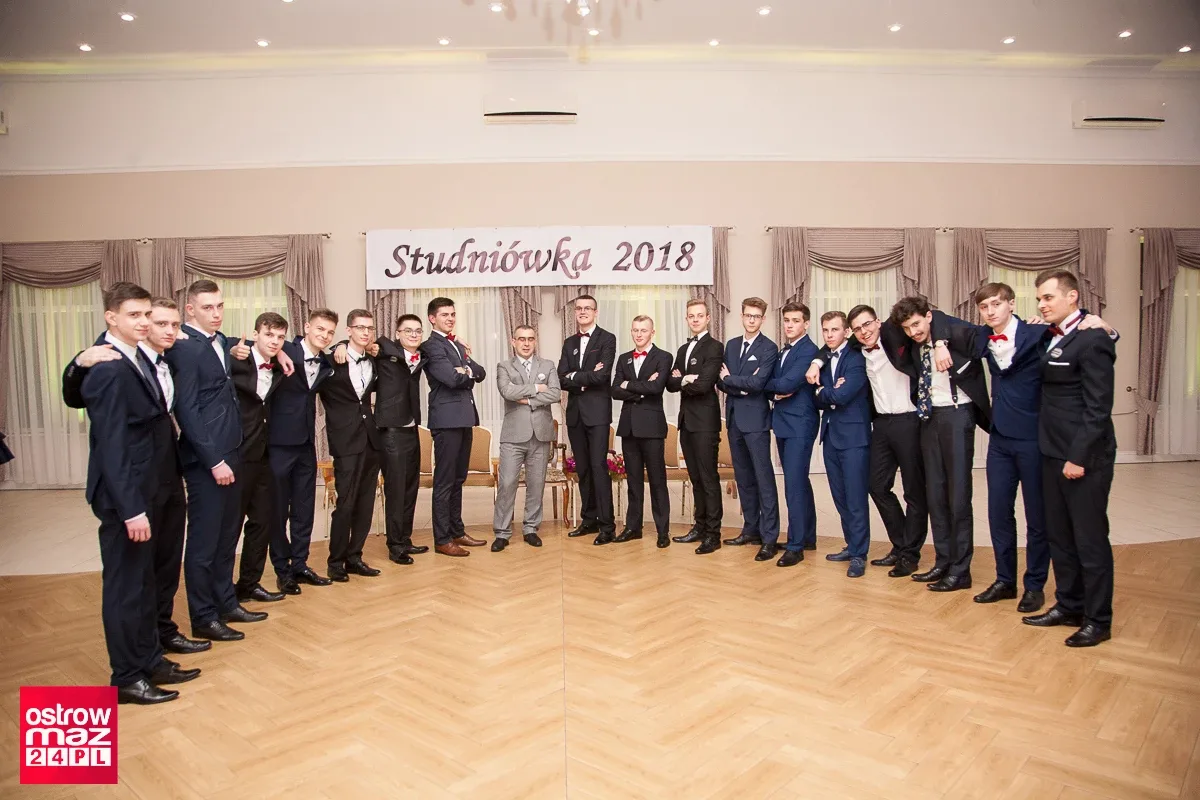 Studniówka Ekonomika 2018 (zdjęcia, wideo)