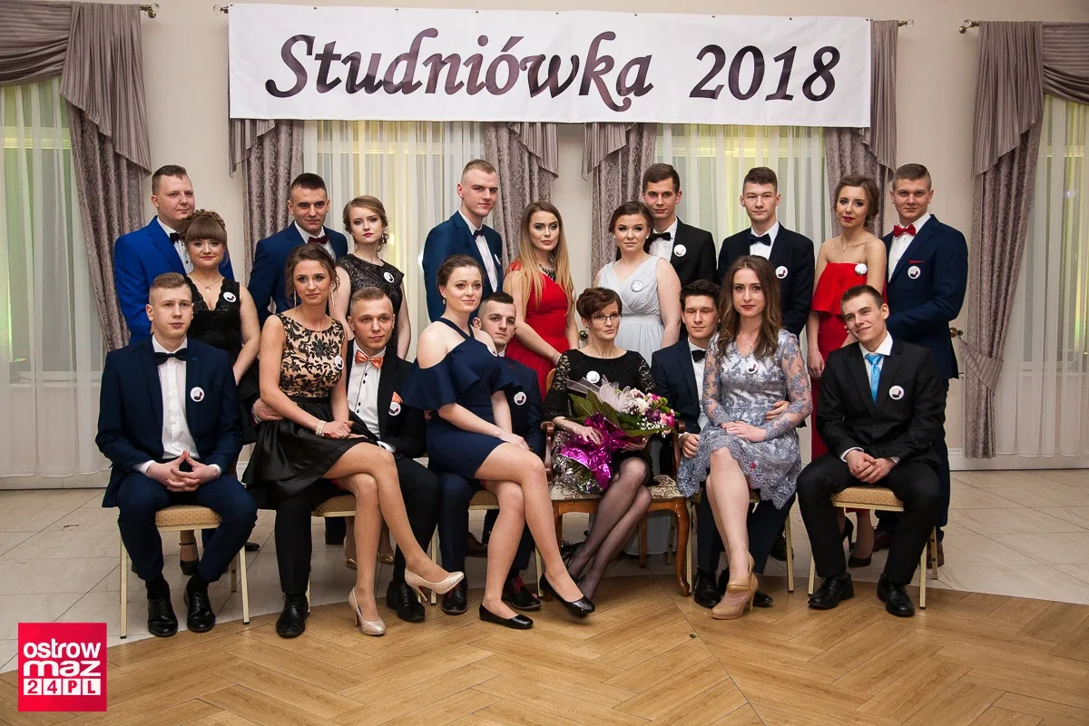 Studniówka Ekonomika 2018 (zdjęcia, wideo)