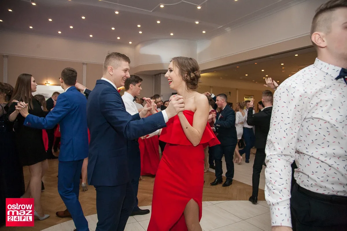 Studniówka Ekonomika 2018 (zdjęcia, wideo)