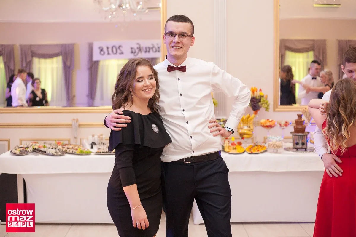 Studniówka Ekonomika 2018 (zdjęcia, wideo)
