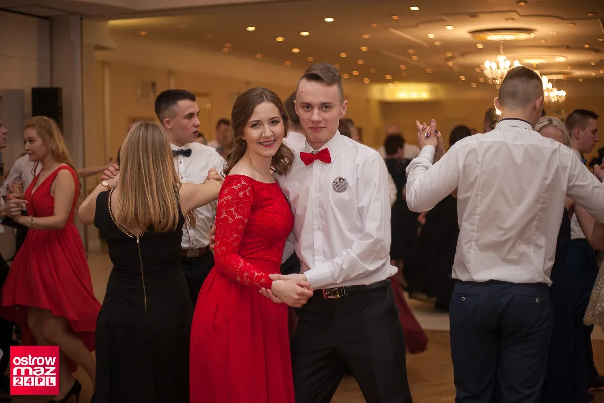Studniówka Ekonomika 2018 (zdjęcia, wideo)