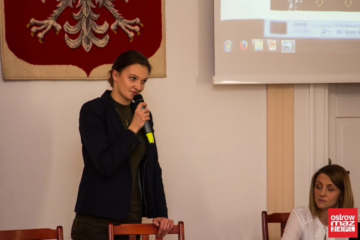 Konferencja nt. Wojsk Obrony Terytorialnej w ostrowskim Ratuszu (zdjęcia, wideo)