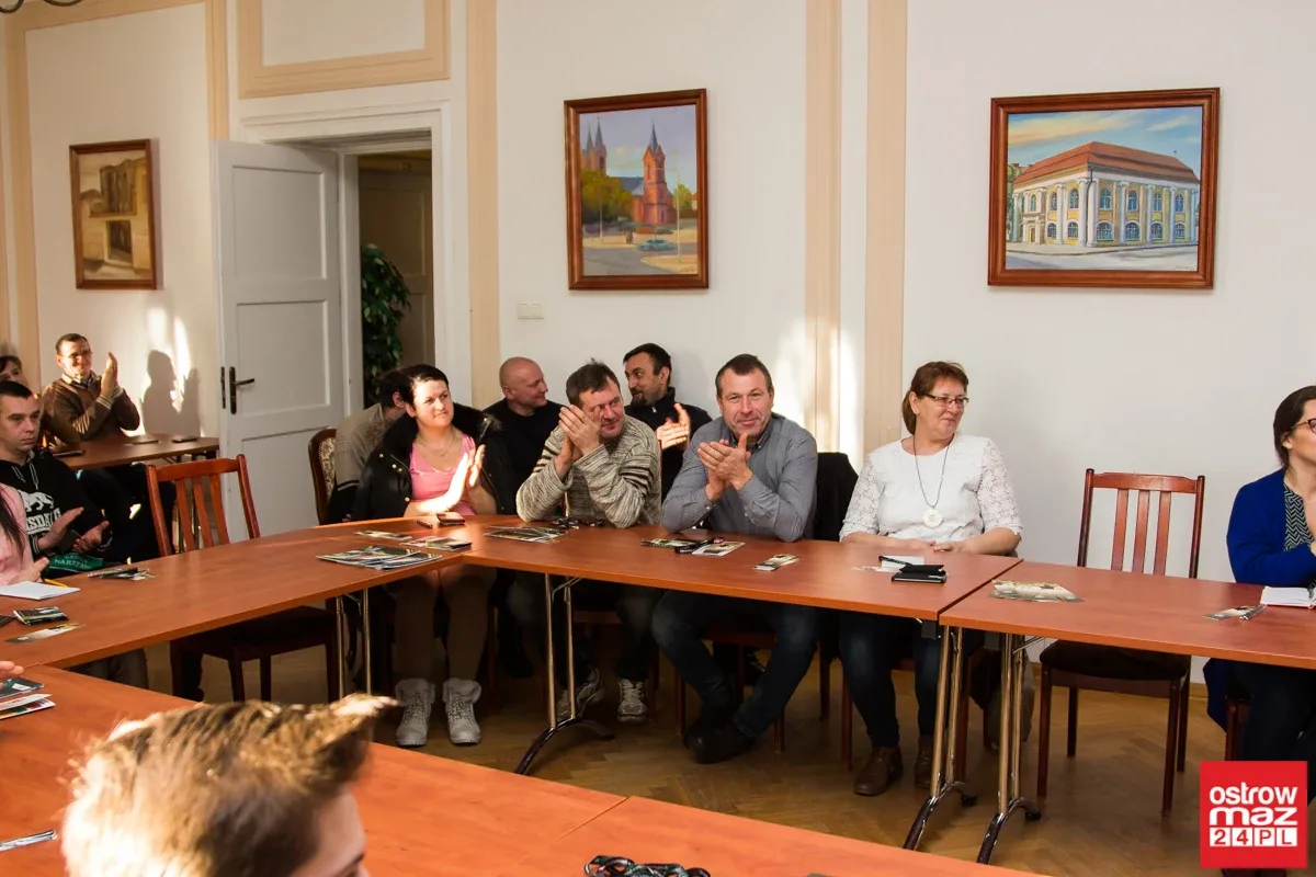 Konferencja nt. Wojsk Obrony Terytorialnej w ostrowskim Ratuszu (zdjęcia, wideo)