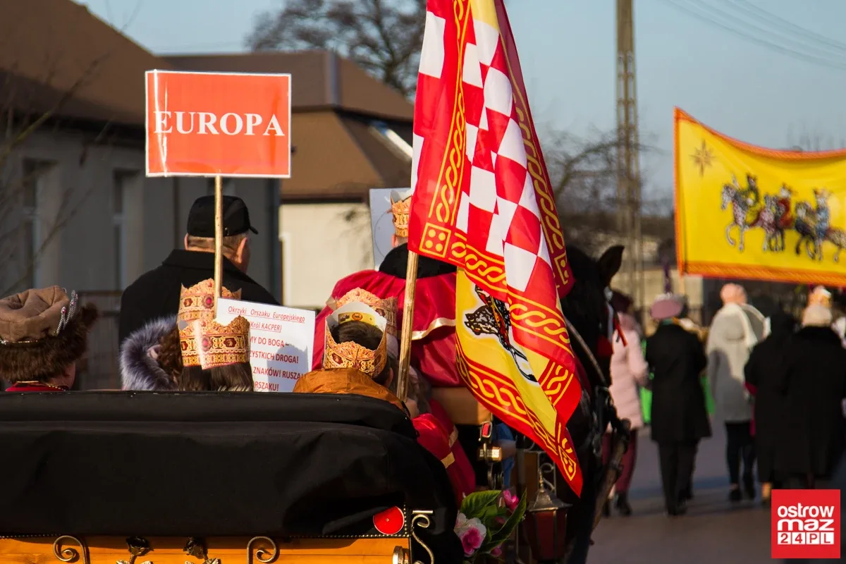 Ulicami Wąsewa przeszedł Orszak Trzech Króli (zdjęcia, wideo)