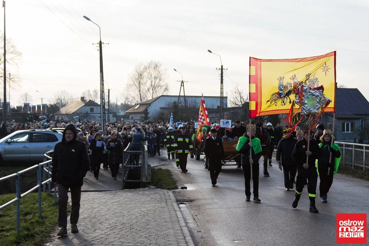 Ulicami Wąsewa przeszedł Orszak Trzech Króli (zdjęcia, wideo)