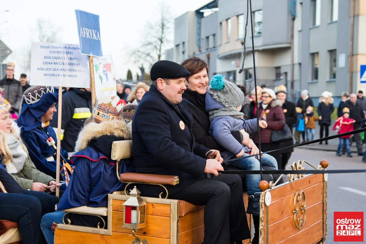 Ulicami Wąsewa przeszedł Orszak Trzech Króli (zdjęcia, wideo)
