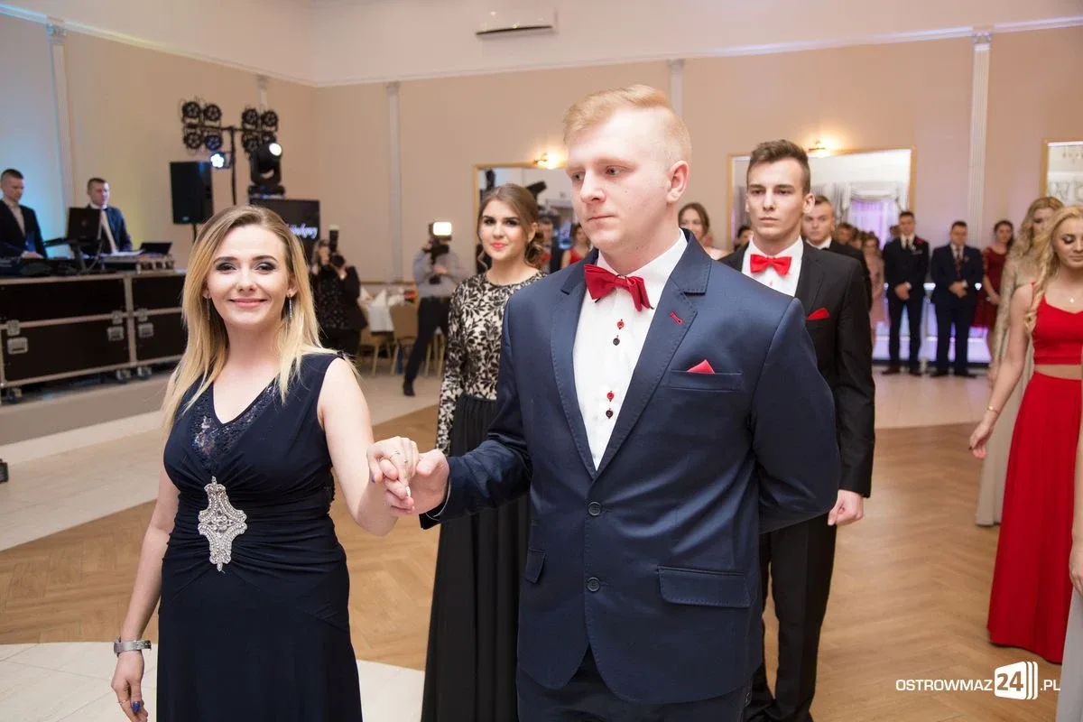 Przeżyj to jeszcze raz - Studniówka Ekonomika 2017