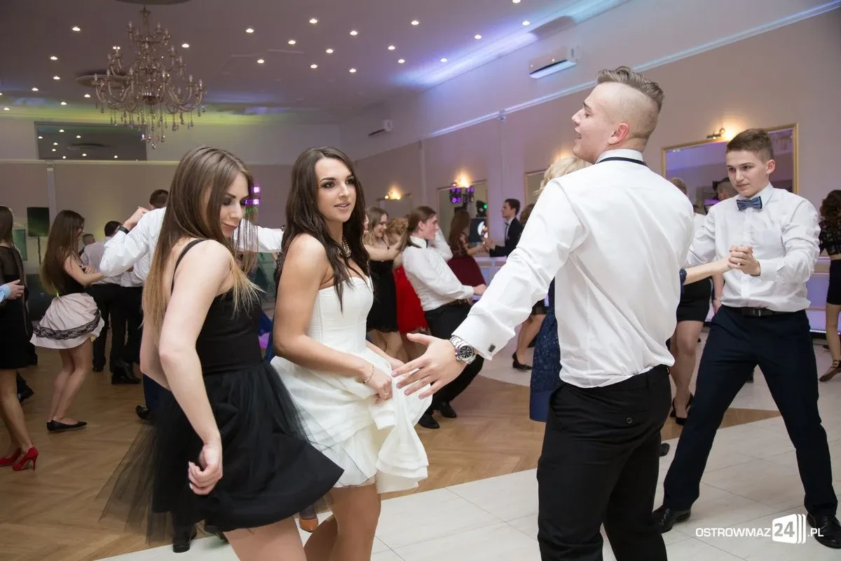 Przeżyj to jeszcze raz - Studniówka Ekonomika 2017