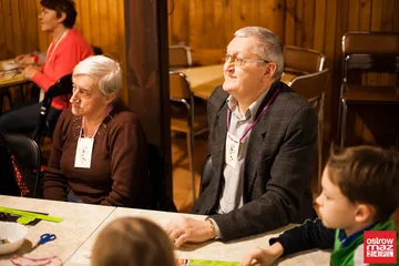 Dzień Babci i Dziadka w ostrowskiej bibliotece (zdjęcia, wideo)