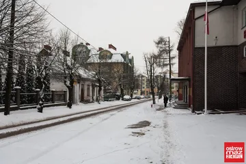 Ostrów Mazowiecka zasypana śniegiem. Prognoza na najbliższe dni (zdjęcia)