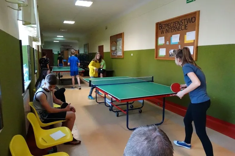 Zimowe ferie w mieście na sportowo (zdjęcia)