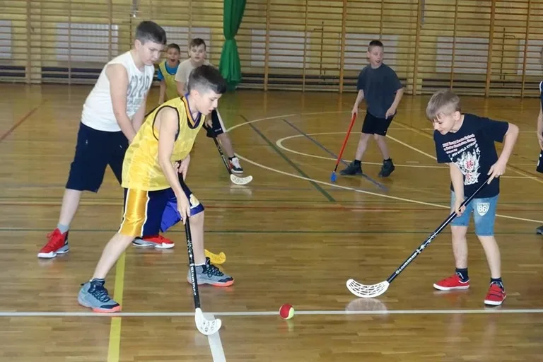 Feryjny obóz sportowy uczniów "dwójki" (zdjęcia)