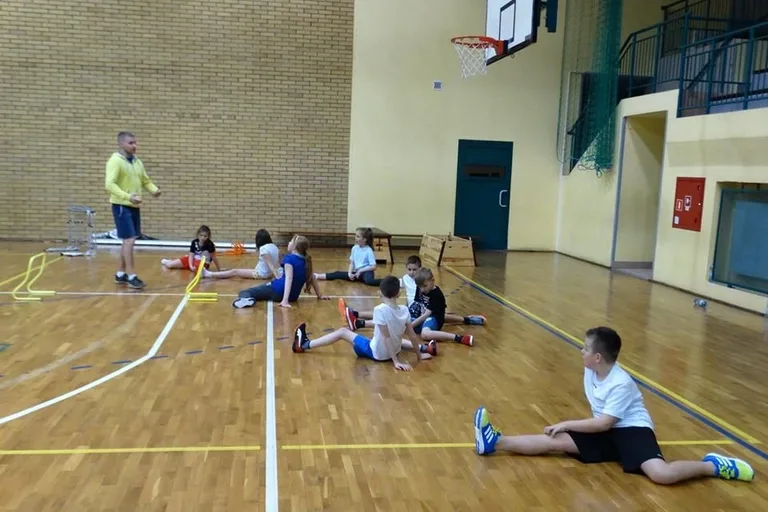 Feryjny obóz sportowy uczniów "dwójki" (zdjęcia)