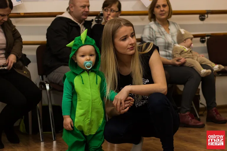 Bal karnawałowy w MDK (zdjęcia, wideo)