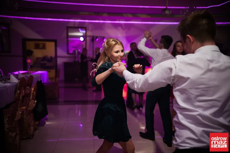 Studniówka ZS CKR w Starym Lubiejewie (zdjęcia, wideo)